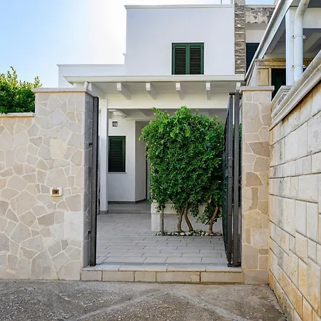 Giulia House Specchiolla